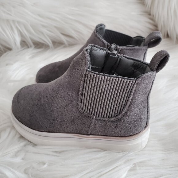 First Steps Toddler Gray High Top Suede Shoes SZ 4 - Picture 2 of 9